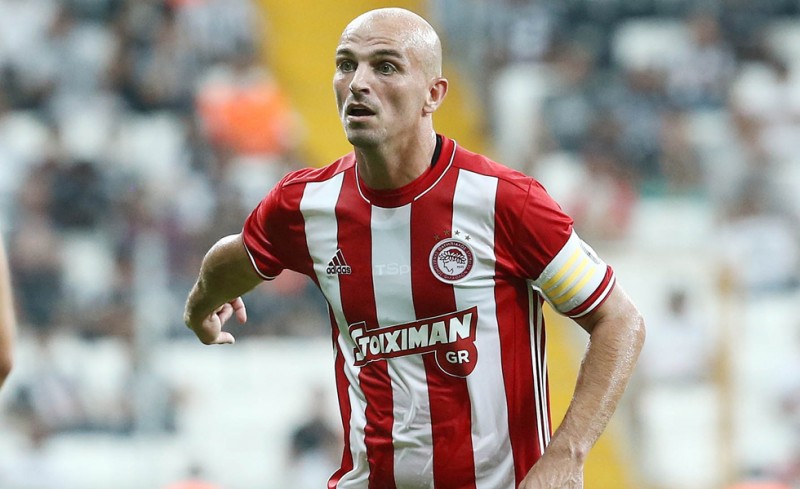 Πολύχρονος, Εστεμπάν