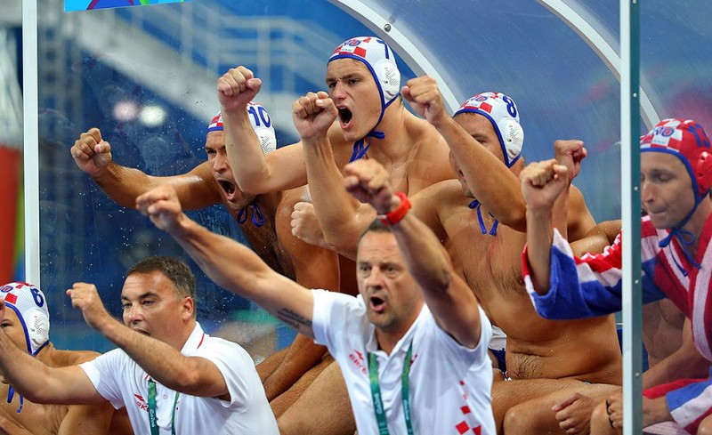 Ο Μπούσλιε έκανε την αρχή...