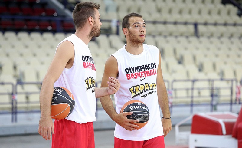 Δανεικός ο Μουράτος