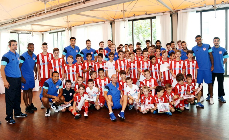 Λατρεία για τους 