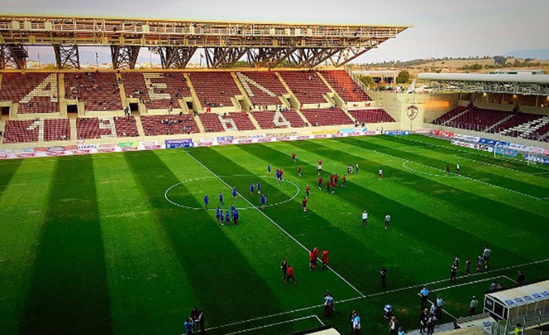 Έφτασε στο γήπεδο ο Θρύλος