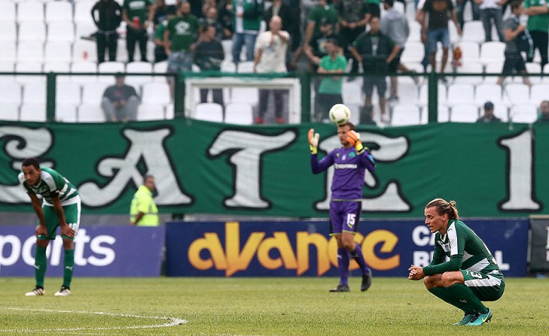 Τρώνε γκολ και δεν αντιδρούν... Μετά το 60' κλατάρουν!