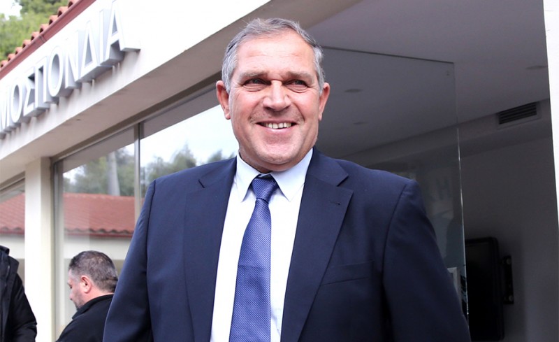 Άρχισε τις παλιές τακτικές ο Μπίκας!