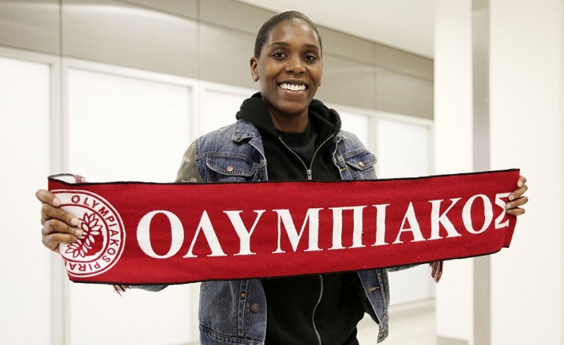 Στην Ελλάδα η Χόντζις