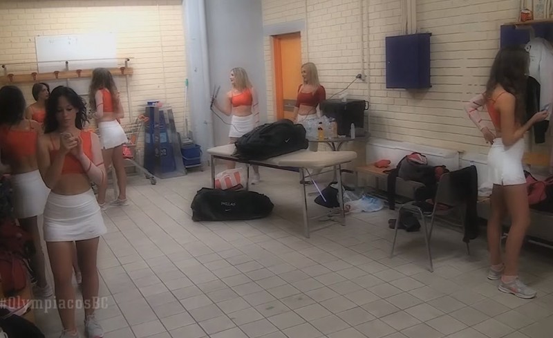 Στα άδυτα των Red Drops (video)