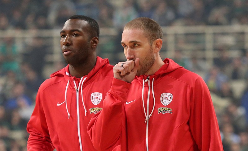 Δύο εβδομάδες ο Γιανγκ, ελπίδες για Λοτζέσκι