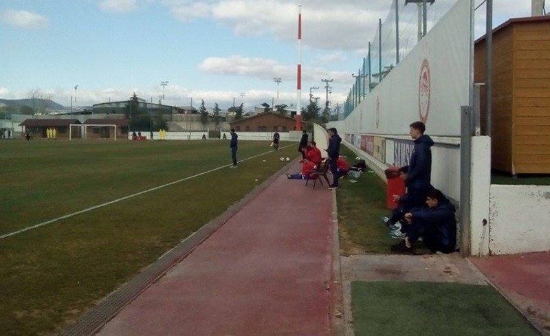 Από κοντά η τετράδα