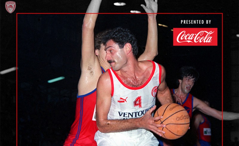 Οι ευχές στον Γιάννη Παραγυιό