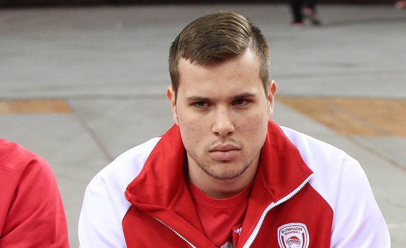 Δεν προλαβαίνει ο Αγραβάνης