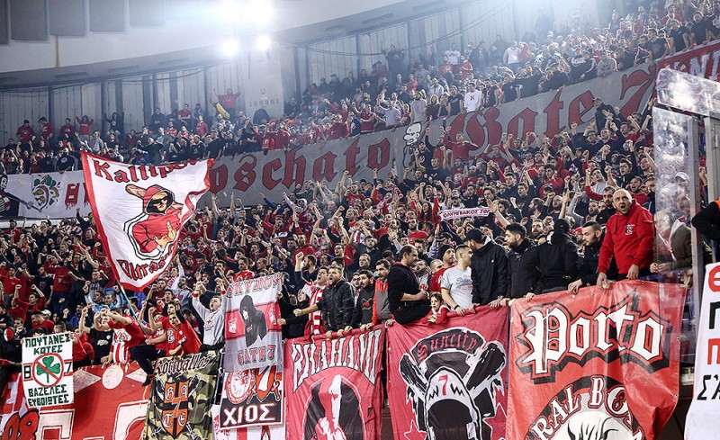 Με κόσμο στο Μιλάνο