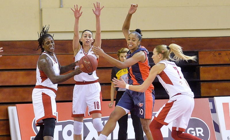 Με Πρωτέα στον ημιτελικό