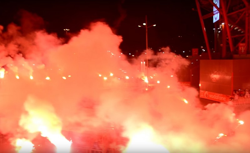 ΑΝΑΤΡΙΧΙΛΑ στο Καραϊσκάκη!