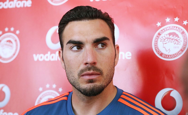 Τζιμπούρ και Ανσαριφάρντ «στέλνουν» Ρομπέρτο στον ΠΑΟΚ!