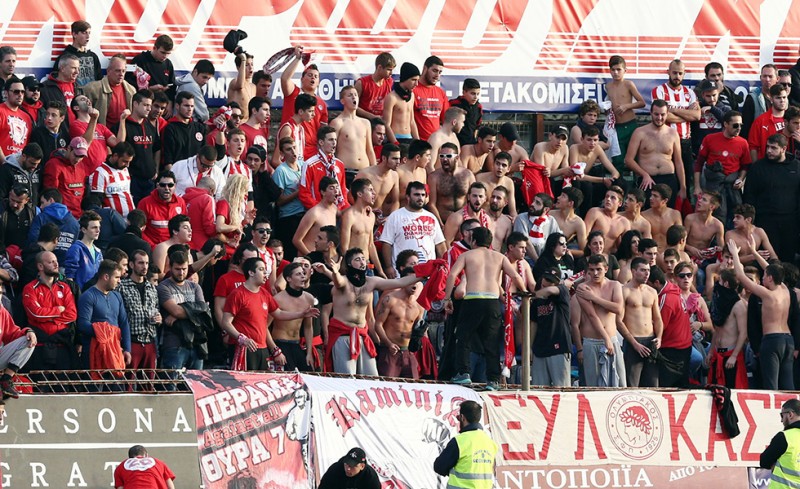 Γεμάτο Ολυμπιακούς το γήπεδο!