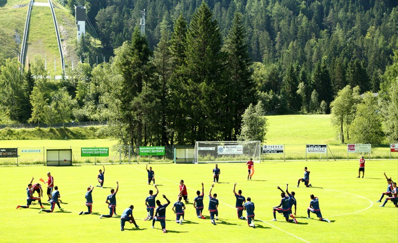 Χαμόγελα για το Ζέεφελντ…