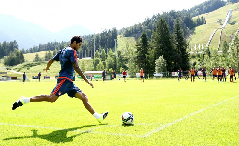 Επιστρέφει στο Ζέεφελντ ο Ολυμπιακός!