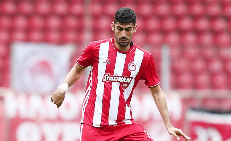 Εκτός 18άδας Μανθάτης, Μπουχαλάκης