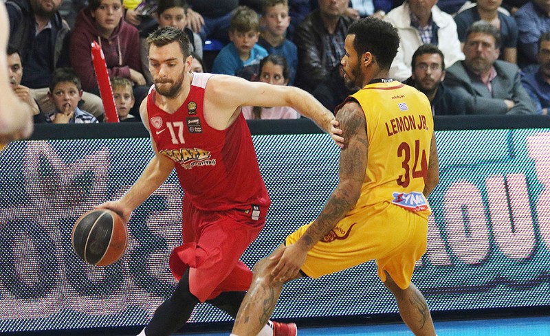 Όλα ανοικτά για Μάντζαρη