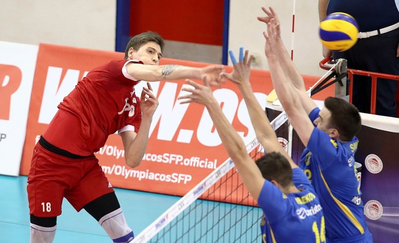 Κάνει το 3x3 και... φεύγει για τελικό!