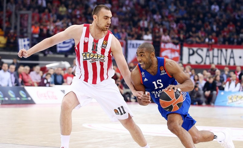 Κανονικά στην Τουρκία ο Μιλουτίνοφ