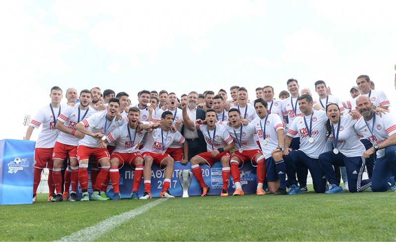 Έτσι γιορτάζουν οι πρωταθλητές (videos, photos)