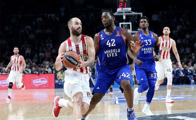 Εφές-Ολυμπιακός 62-74 (Τελικό)