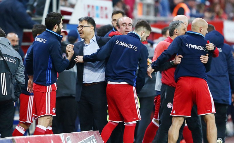 Στροφή στην Κέρκυρα