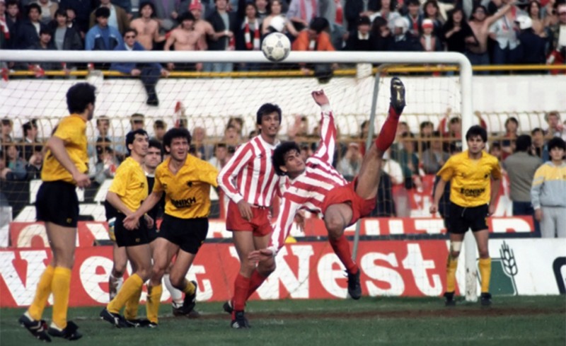 Η παράδοση με ΑΕΚ