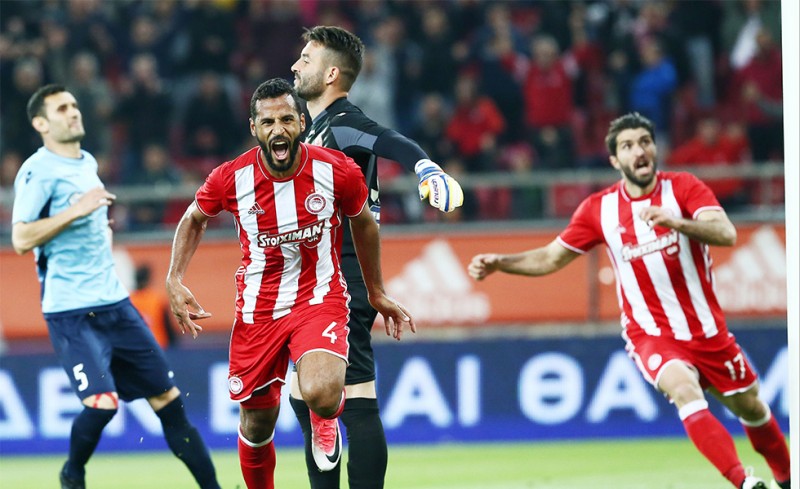 Και αν χτυπήσει το κεφάλι του στον καθρέφτη;