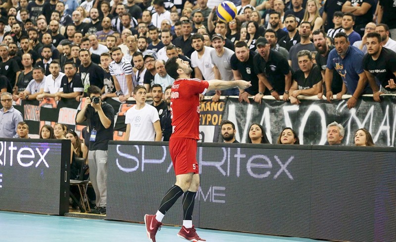 Αλητεία κομισάριου και αστυνομίας!