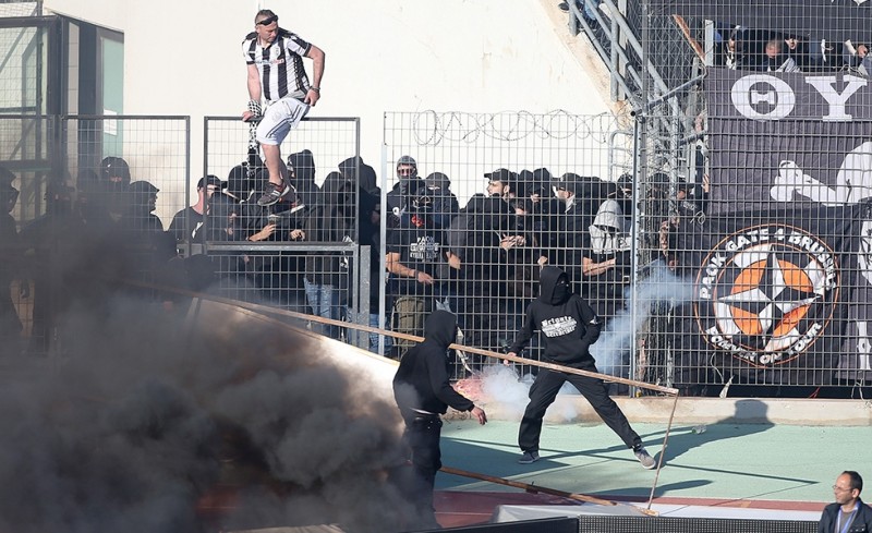 Χαμός στο χορτάρι! 