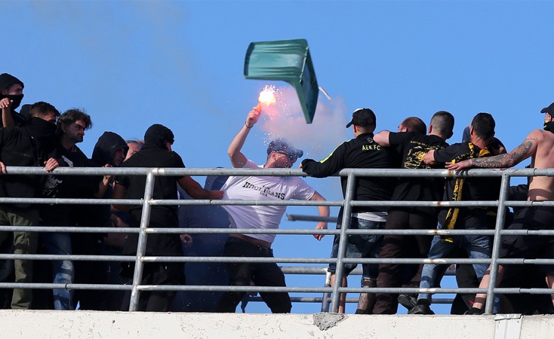 Αχιλλέα, τι πίνεις; (video)