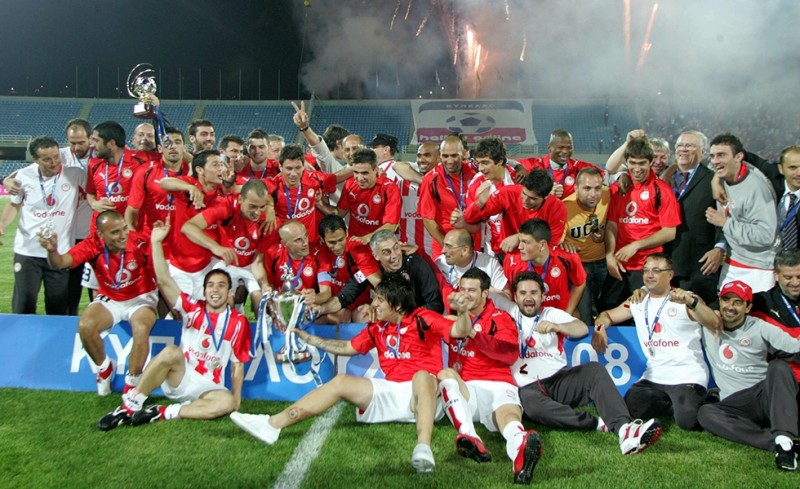 Σήκωσε το Κύπελλο! (video)