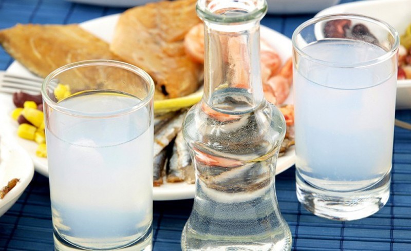 Απλήρωτοι λογαριασμοί στα τσιπουράδικα!