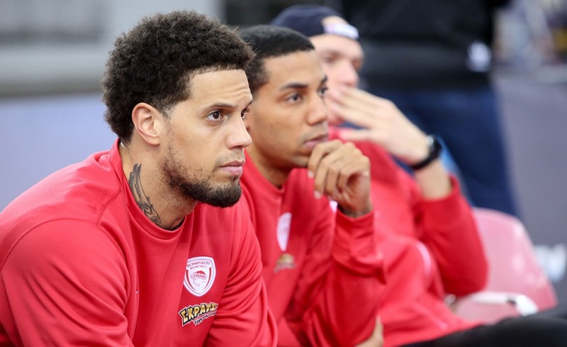 Παρελθόν και επίσημα ο Χάκετ από τον Ολυμπιακό