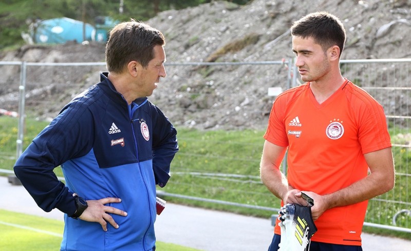 Η πρώτη γνωριμία με Χάσι