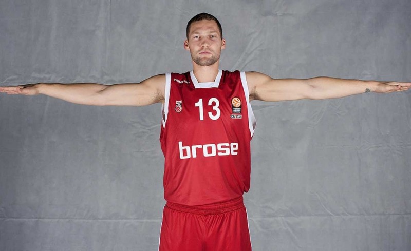 Πλησιάζει στον Θρύλο ο Στρέλνιεκς! (video)