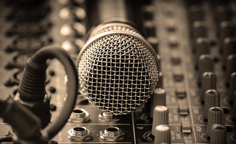 Προπαγανδιστές της πλάκας…