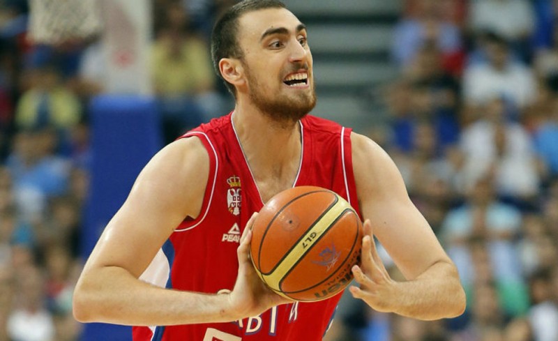 Με Μιλουτίνοφ η Σερβία