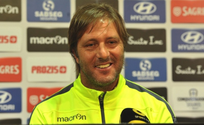 Δεν εγκαταλείπει Μαρτίνς ο Ολυμπιακός