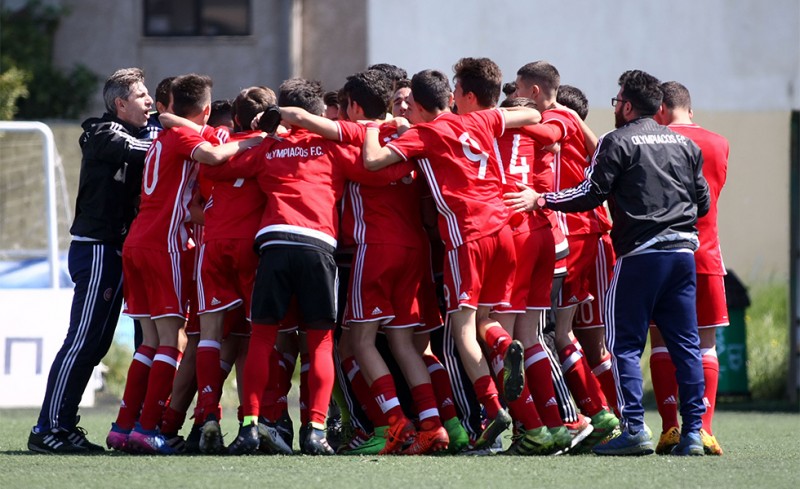 Πήρε 15χρονο ταλέντο από τη Σύρο