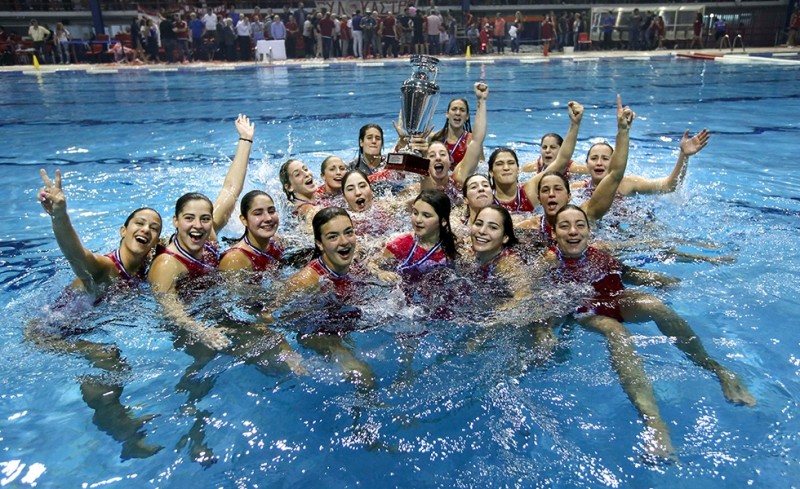 Γίνε κομμάτι του Θρύλου!