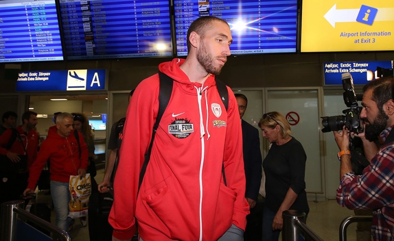 Μένει ο Λοτζέσκι, αν...