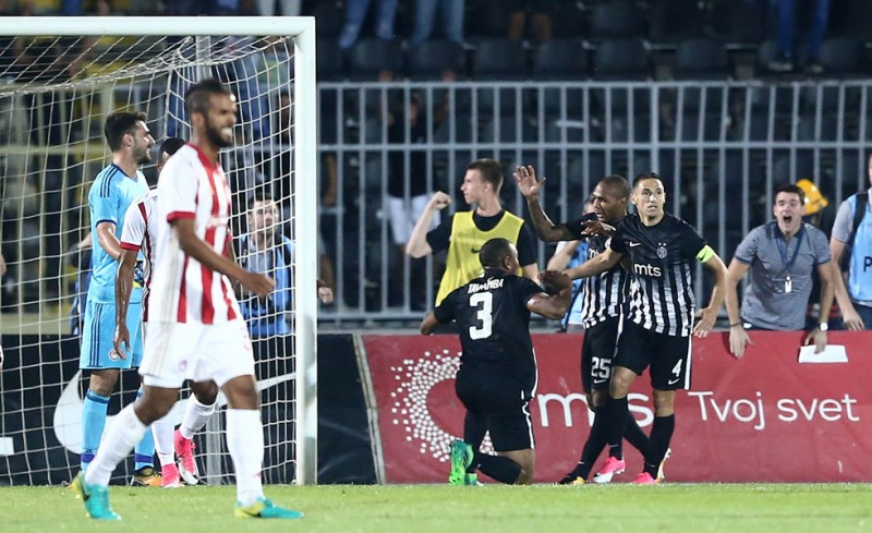 Ξανατσεκάρει την Παρτιζάν