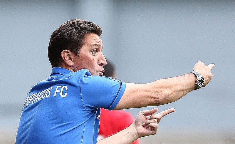 Καλά κάνει ο Χάσι και βλέπει Παρτιζάν!