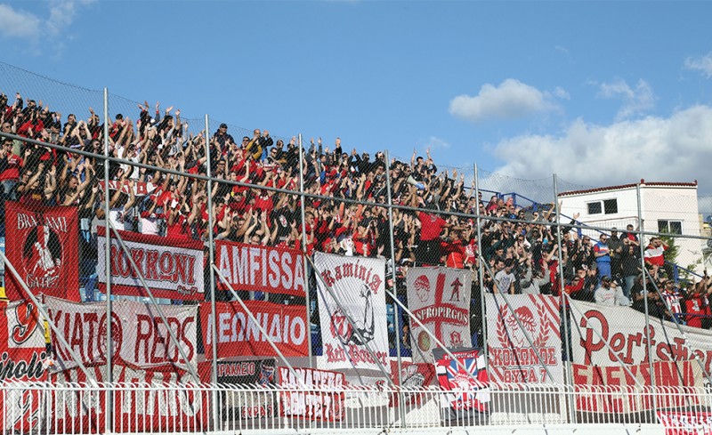 Κοκκινίζει το Περιστέρι!