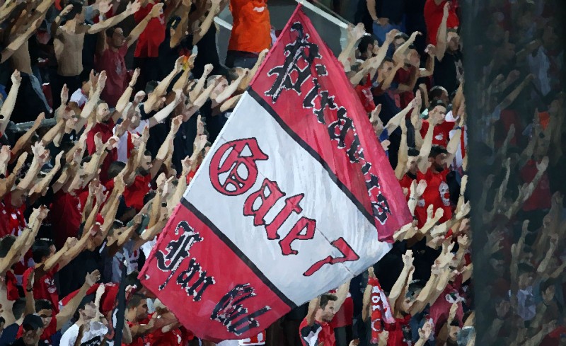 Ο κόσμος είναι εκεί. Πάντα θα είναι...