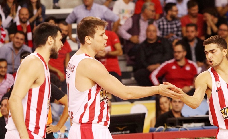 Πρώτο βήμα, με σούπερ 