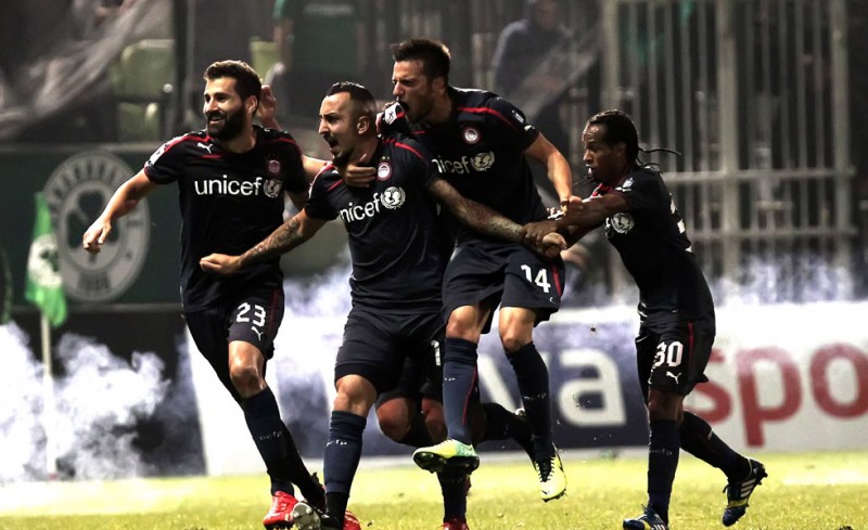 Διπλό πάρτι στη Λεωφόρο! (videos)