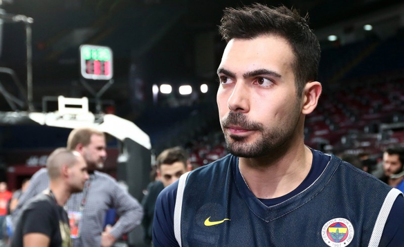 Κούρασε η ιστορία με τον Σλούκα...